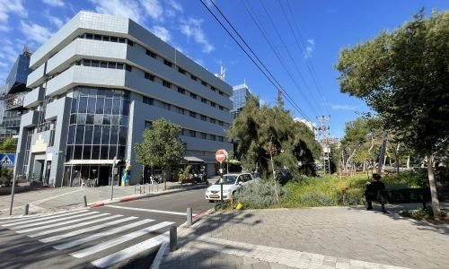 להשכרה משרד שד' ההשכלה 220 מ"ר